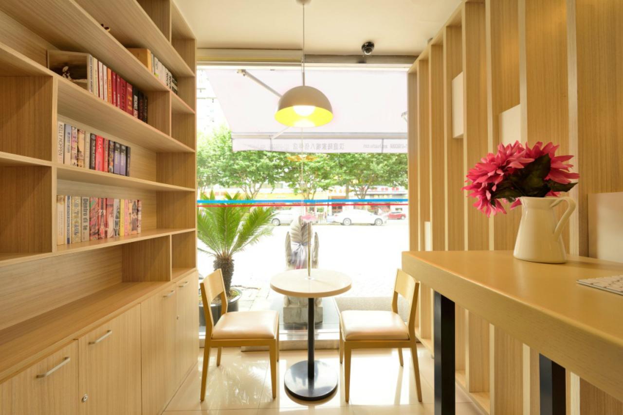 Hanting Express Changxing Island Phoenix Town 上海 外观 照片