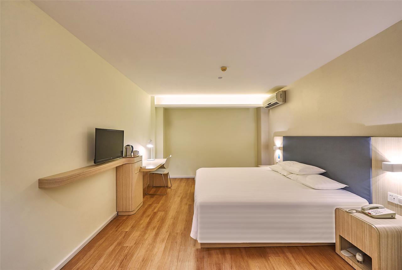 Hanting Express Changxing Island Phoenix Town 上海 外观 照片