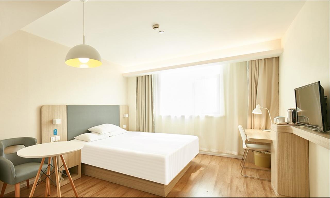 Hanting Express Changxing Island Phoenix Town 上海 外观 照片